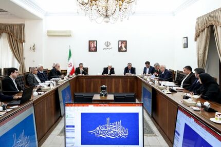 عارف: جمهوری اسلامی، کاربردهای غیر صلح‌آمیز هسته‌ای را نمی‌پذیرد