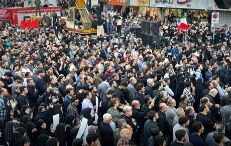 اجتماع عظیم مردم تهران برای پاسداشت شهید حجت الاسلام سید ابراهیم رئیسی و همراهان وی