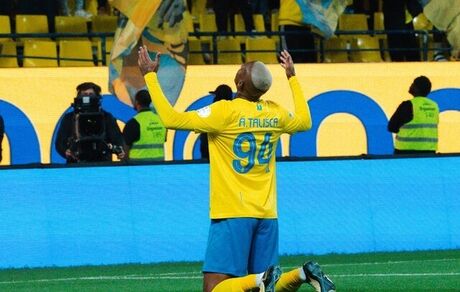 رونالدو نبود / النصر ۴ گل زد ولی نبرد