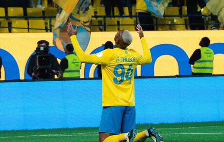 رونالدو نبود / النصر ۴ گل زد ولی نبرد