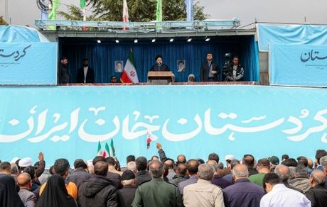 بهبود معیشت، ایجاد اشتغال، ساخت مسکن و تکمیل طرح‌های نیمه تمام اولویت‌های دولت مردمی