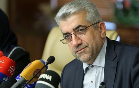 وزیر نیرو: دو قرارداد همکاری با وزارت برق عراق نهایی شد
