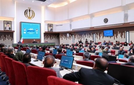 به دنبال احقاق حق و شایسته گزینی هستم / با کمک هم به دنبال ساخت ایران هستیم