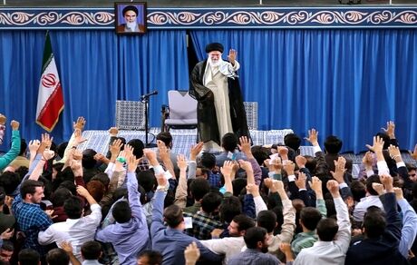 امروز، جمعی از دانشجویان با رهبر انقلاب دیدار می‌کنند