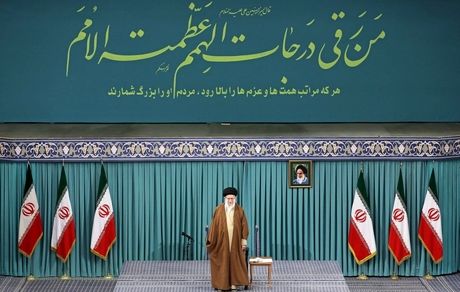 فردا، جمعی از مردم استان‌های کرمان و خوزستان با رهبر معظم انقلاب دیدار خواهندکرد