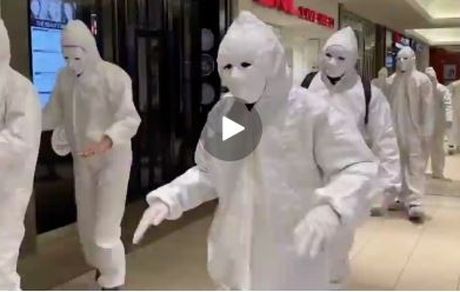 اعتراضات عجیب مخالفان واکسن و ماسک در کانادا