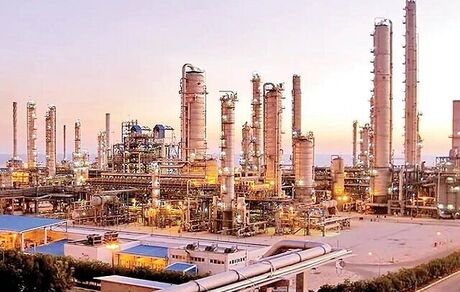 افزایش ظرفیت تولید سالانه محصولات پتروشیمی در دولت چهاردهم به ۱۰۰ میلیون تن