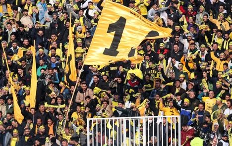 درخواست عجیب سپاهان از سازمان لیگ: بازی عقب افتاده ما را برگزار کنید صدرنشین شویم!