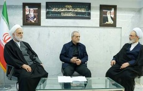 واگذاری اعمال بعضی از اختیارات رهبری از جمله اعلان صلح و جنگ به شورای موقت رهبری 