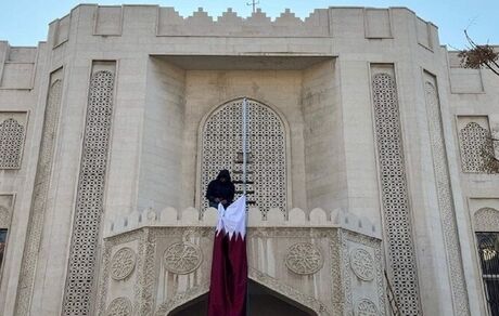 بازگشایی سفارت قطر در سوریه بعد از ۱۳ سال