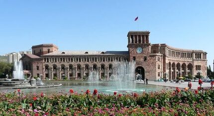  رئیس‌جمهوری ارمنستان درخواست استعفای پاشینیان را پذیرفت