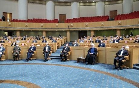 همچنان معتقدم راه نجات کشور اعتدال و تعامل سازنده است / با تخریب و هتاکی نسبت به یکدیگر به جایی نمی رسیم / با افراطی‌گری به جایی نمی‌رسیم