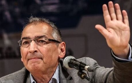 زیباکلام: اصولگرایان سال۱۴۰۰ میوه برجام را خواهند چید