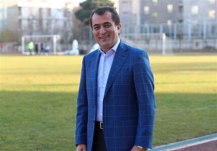 خلیل‌زاده: بازی‌ها لغو نشود، اجازه سفر استقلال به سیرجان را نمی‌دهیم