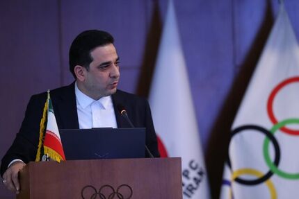 واکنش رئیس فدراسیون والیبال به ماندن سرپرست تیم ملی در دبی