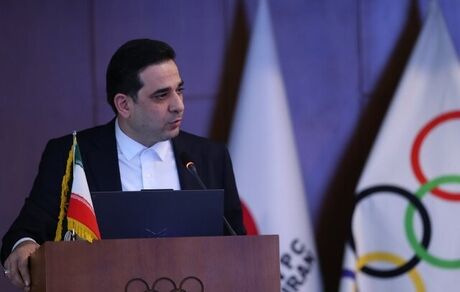واکنش رئیس فدراسیون والیبال به ماندن سرپرست تیم ملی در دبی