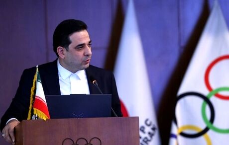 واکنش رئیس فدراسیون والیبال به ماندن سرپرست تیم ملی در دبی