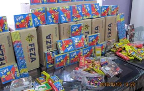 کشف ۲۰۰ هزار انواع موادمحترقه از یک پراید