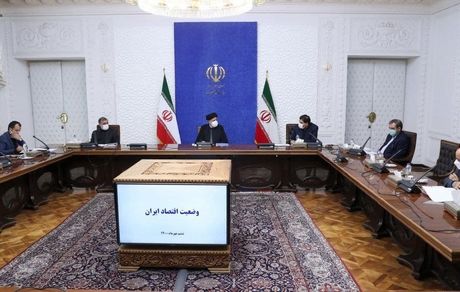 تورم خط قرمز دولت است