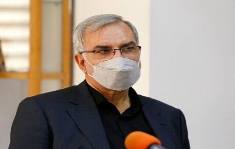 وزیر بهداشت وعده داد ۳ دهک پایین جامعه رایگان بیمه می‌شوند