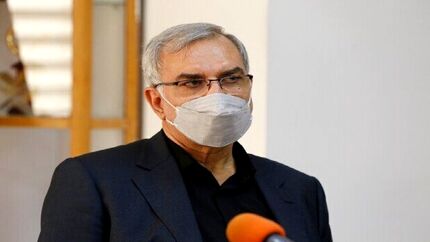 وزیر بهداشت وعده داد ۳ دهک پایین جامعه رایگان بیمه می‌شوند
