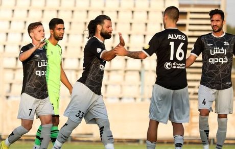 تراکتور، ۹۰ ارومیه را در هم کوبید / گل گهر، پیکان را برد