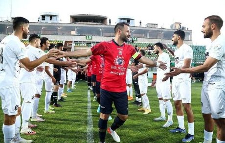 تساوی خانگی ذوب‌آهن مقابل نساجی