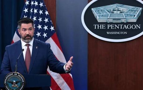 سخنگوی پنتاگون: برنامه هسته‌ای ایران ۲ سال عقب افتاد