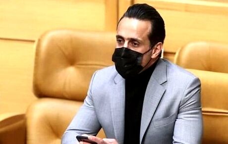 استوری علی کریمی درخصوص حضور بانوان هوادار پرسپولیس در ورزشگاه