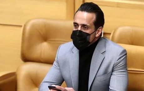 استوری علی کریمی درخصوص حضور بانوان هوادار پرسپولیس در ورزشگاه
