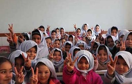 ۶۷۰ هزار دانش‌آموز افغانستانی در ایران تحصیل می‌کنند