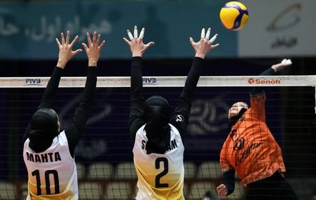 قهرمان لیگ برتر والیبال بانوان به بازی سوم کشید