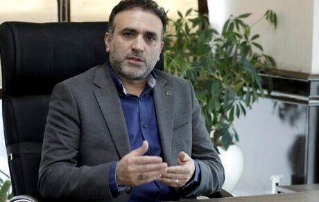 فرهنگ سازی رعایت الزامات مبارزه با پولشویی و تامین مالی تروریسم در میان همکاران و مشتریان/ سلامت اقتصادی در گرو ارایه خدمات بانکداری سالم به مشتریان است
