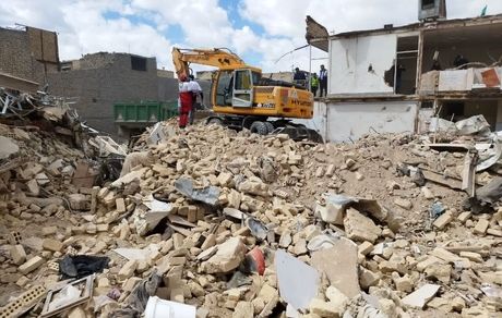 تهیه و توزیع فرم ویژه احصای ساختمان‌های دولتی و عمومی آسیب‌دیده از جنگ رمضان