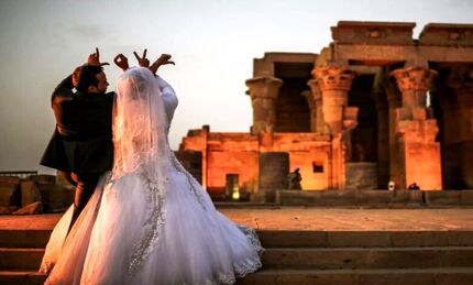 جنجال تصاویر عروسی در کاخ و موزه باستانی در مصر