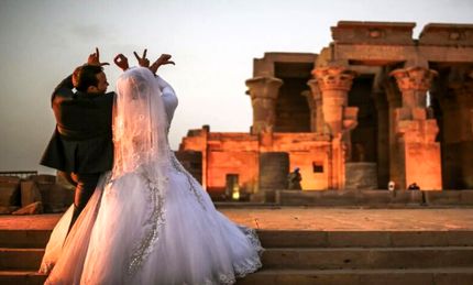 جنجال تصاویر عروسی در کاخ و موزه باستانی در مصر
