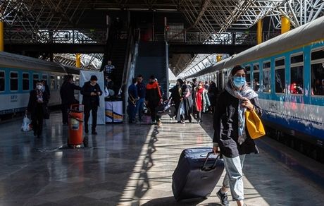 شکسته شدن رکورد جابجایی ۱۵ میلیون مسافر در راه آهن مشهد