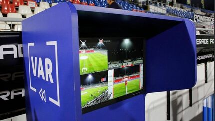 مخالفت فیفا با برگزاری هفته‌های پایانی لیگ برتر با VAR