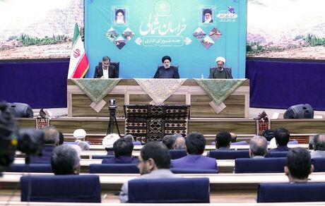 اساس دولت، ارتباط با مردم و بر پایه عدالت است / فساد و فقر زیبنده نظام جمهوری اسلامی نیست