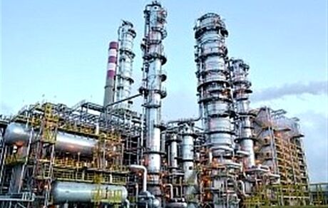 بدهی ۱۶۲ هزار میلیارد تومانی دولت به پالایشگاه‌ها