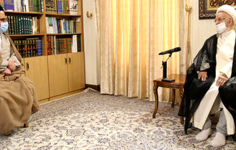 دولت های خارجی برای نفوذ در دستگاه علما و دانشمندان و مراجع نقشه کشیده‌اند