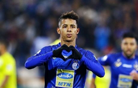 ستاره استقلال از این تیم جدا شد