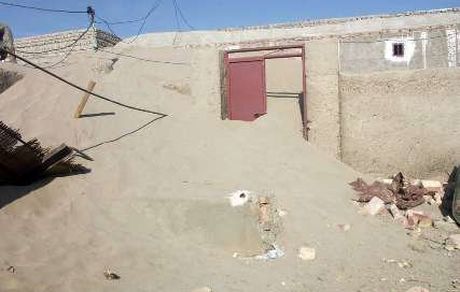 خسارت ۳۰ هزار میلیارد ریالی به کشور بر اثر هجوم شن‌های روان