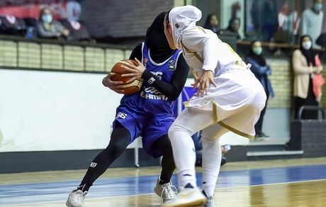 دیدار دوم فینال لیگ برتر بسکتبال زنان به سود نماینده کردستان تمام شد