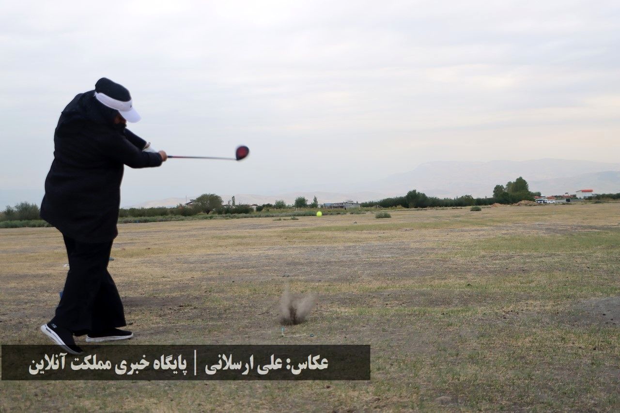 روز نخست جایزه بزرگ گلف