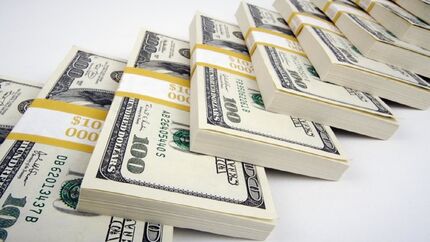 قیمت دلار و یورو در ۷ مرداد