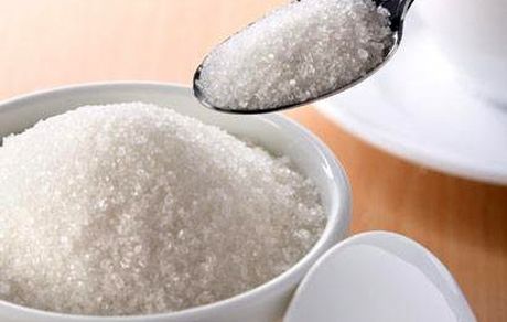 شکر به اندازه کافی در انبارها موجود است