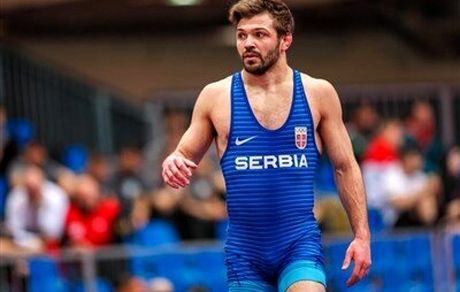 قهرمان کشتی جهان، المپیک ۲۰۲۴ را از دست داد