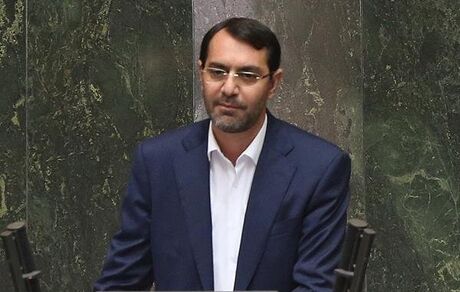 نماینده آباده: انتخاب وزرای پیشنهادی بدون نگاه حزبی بوده است
