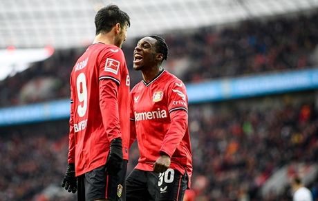 سردار گل زد / لورکوزن به یک برد پرگل دست یافت + ویدئو